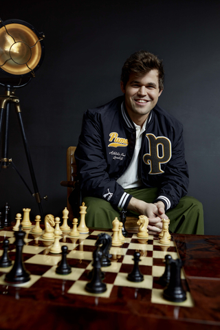 PUMA faz parceria com o campeão mundial de xadrez Magnus Carlsen e com o  Champions Chess Tour - Bem Paraná